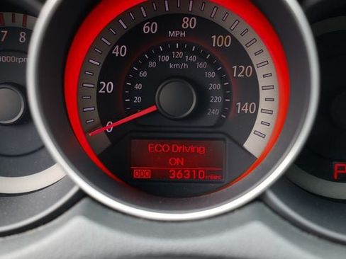 Used 2011 Kia Forte Koup SX FWD image 44