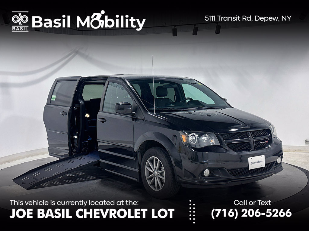 Used 2014 Dodge Grand Caravan R/T w/ Trailer Tow Group FWD image 1