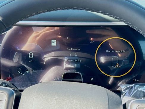 Used 2026 Hyundai Palisade Calligraphy image 9