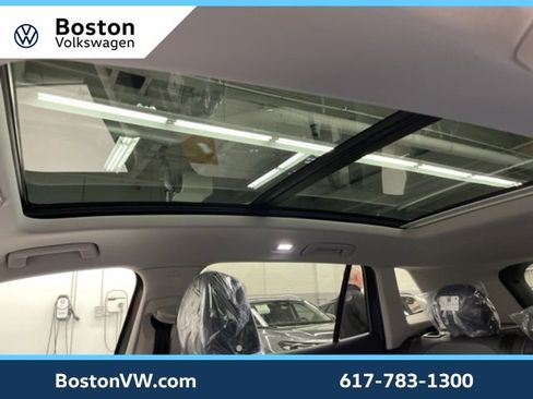 New 2026 Volkswagen Tiguan SE image 27