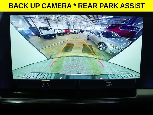 Used 2024 Chevrolet Silverado 2500 LT image 13