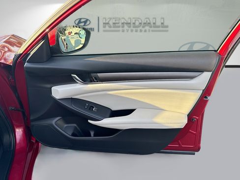 Used 2020 Honda Accord LX image 30