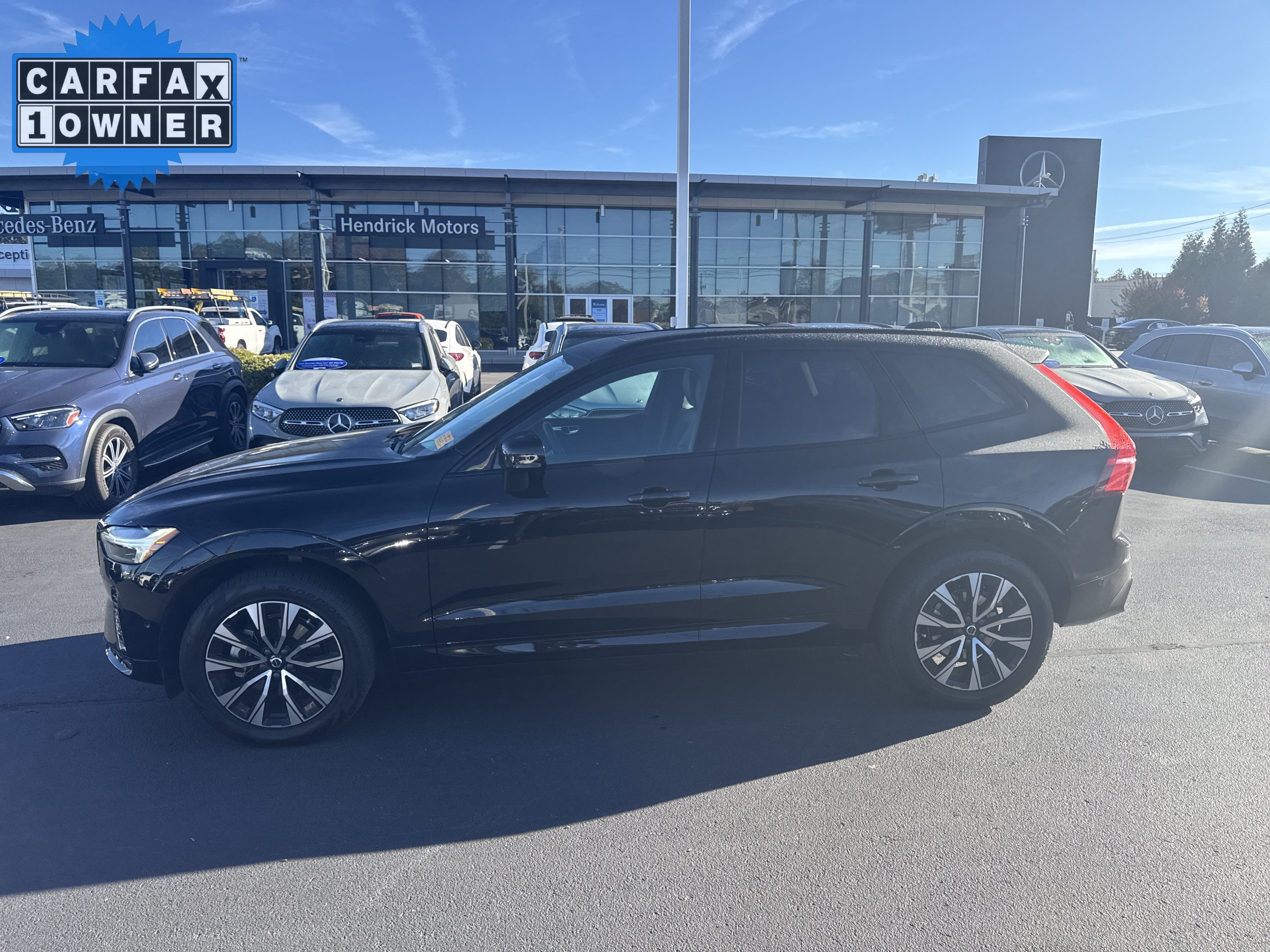 Used 2024 Volvo XC60 B5 Plus w/ Protection Package Premier AWD/4WD image 7