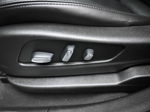 Used 2019 Cadillac XT5 Premium Luxury image 14