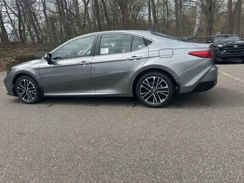 New 2026 Toyota Camry XLE AWD/4WD image 15