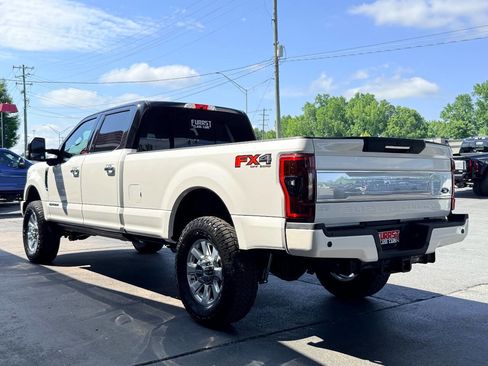 Used 2019 Ford F350 Platinum w/ FX4 Off-Road Package AWD/4WD image 5