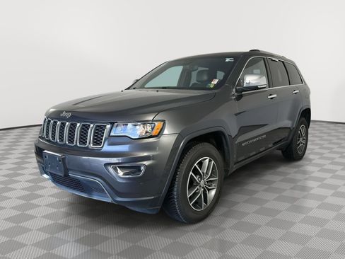 Used 2018 Jeep Grand Cherokee Limited image 3