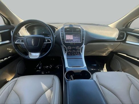 Used 2020 Lincoln Nautilus FWD w/ Equipment Group 101A image 14