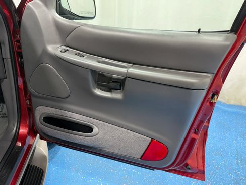 Used 1999 Ford Explorer 4WD 4-Door image 21