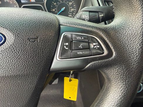 Used 2016 Ford Focus SE FWD image 23