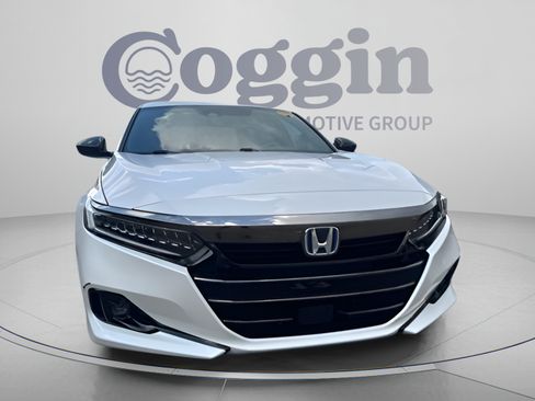 Certified 2022 Honda Accord Sport image 11
