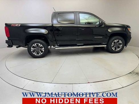 Used 2022 Chevrolet Colorado Z71 w/ Safety Package AWD/4WD image 6