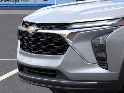 New 2026 Chevrolet Trax LT w/ Driver Confidence Package image 13