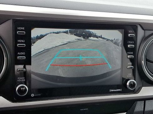 Certified 2020 Toyota Tacoma SR5 image 20