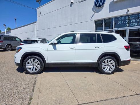 Used 2021 Volkswagen Atlas SEL AWD/4WD image 2