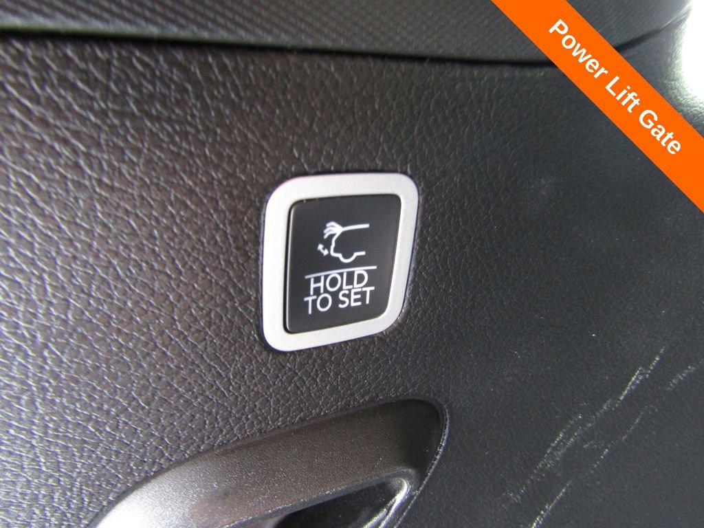 Used 2025 Jeep Wagoneer Series II AWD/4WD image 23