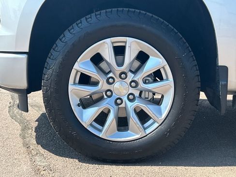 Used 2022 Chevrolet Silverado 1500 Custom w/ LPO, Dark Essentials Package AWD/4WD image 25