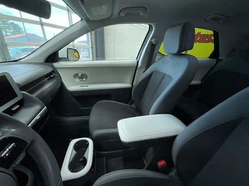 Used 2024 Hyundai Ioniq 5 SE image 12