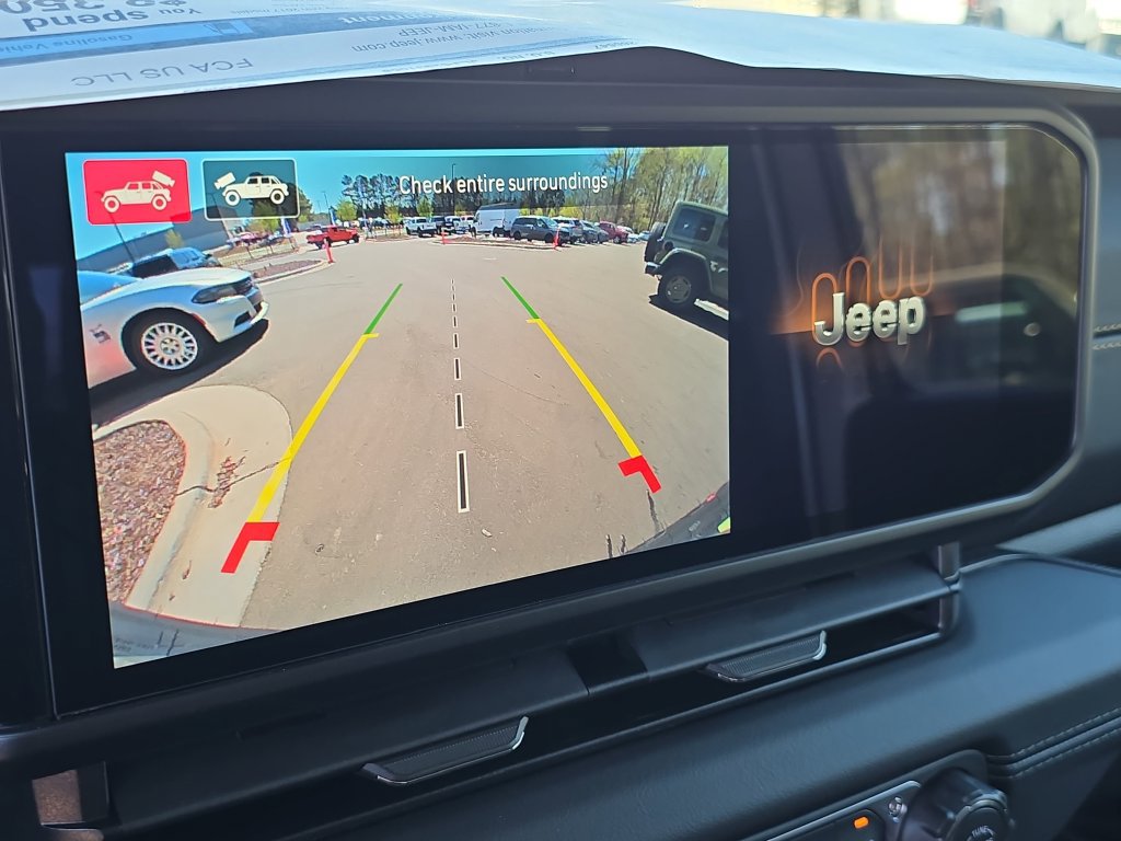 New 2026 Jeep Wrangler Unlimited Sahara AWD/4WD image 24