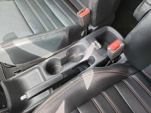 Used 2019 Nissan Kicks SR w/ SR Premium Package FWD image 23
