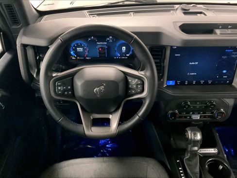 Used 2025 Ford Bronco Big Bend image 5