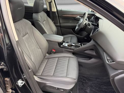 Used 2023 Buick Envision Avenir AWD/4WD image 14