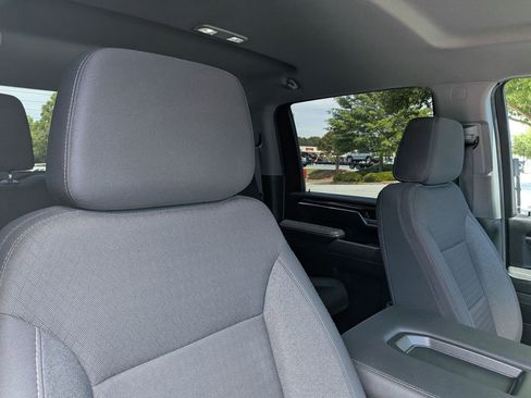 Used 2025 Chevrolet Silverado 2500 LT w/ Convenience Package AWD/4WD image 20