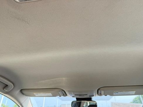 Used 2022 Toyota Corolla LE FWD image 15
