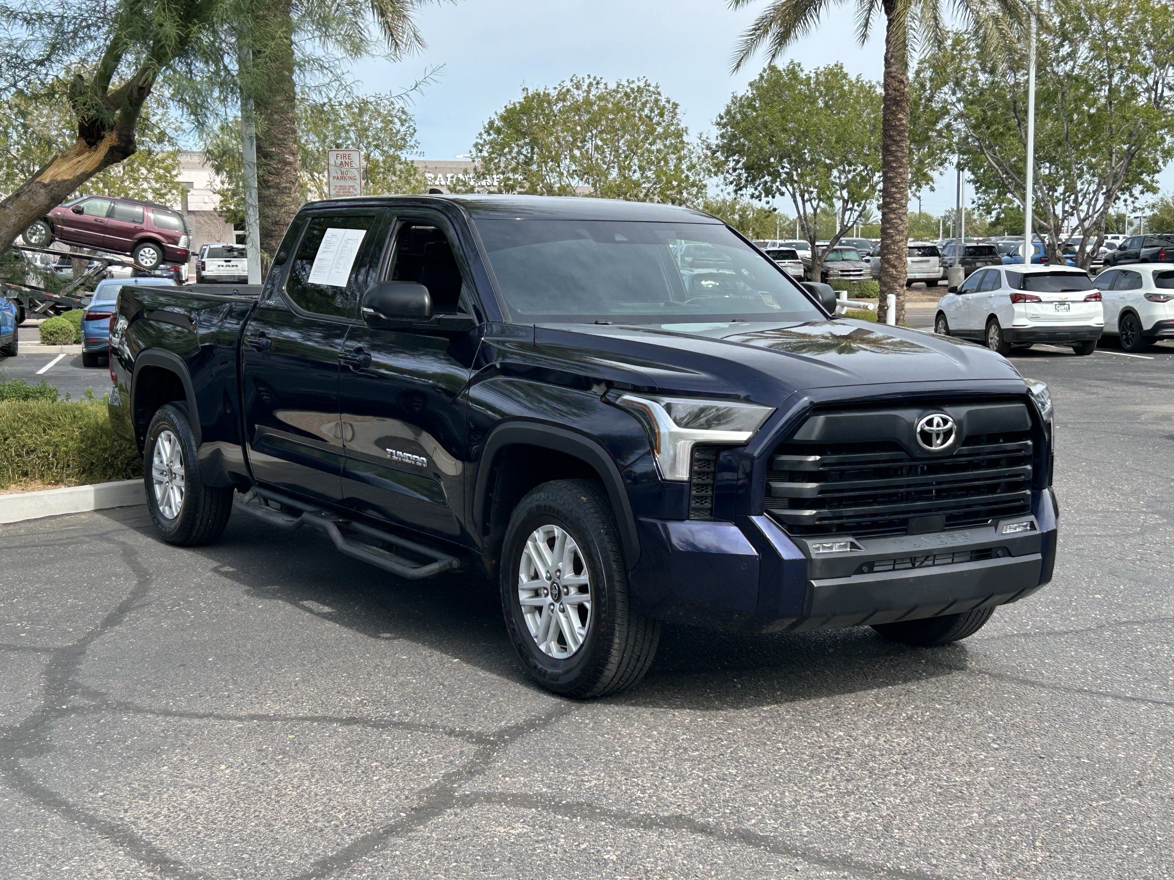 Used 2025 Toyota Tundra SR5 w/ SR5 Premium Package AWD/4WD image 6