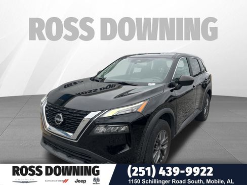Used 2023 Nissan Rogue S image 1