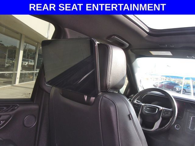 Used 2023 GMC Yukon XL Denali w/ Denali Reserve Package AWD/4WD image 4