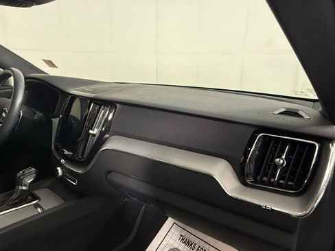 Used 2019 Volvo XC60 T5 R-Design w/ Protection Package FWD image 33