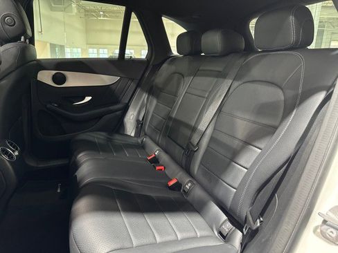 Used 2020 Mercedes-Benz GLC 300 4MATIC image 50