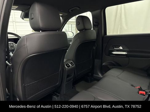 Certified 2025 Mercedes-Benz GLB 250 image 20