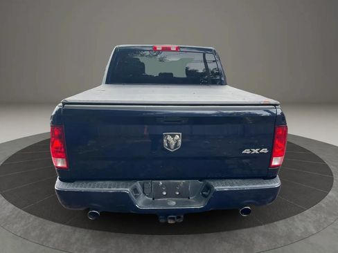 Used 2017 RAM 1500 Express AWD/4WD image 6
