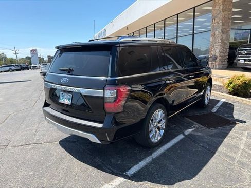 Used 2019 Ford Expedition Platinum AWD/4WD image 4
