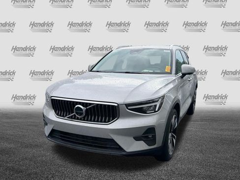Used 2023 Volvo XC40 B5 Ultimate w/ Protection Package Premier AWD/4WD image 7