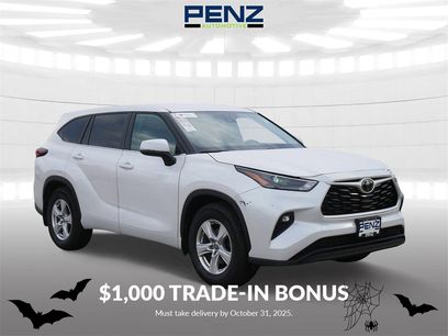 Used 2024 Toyota Highlander LE