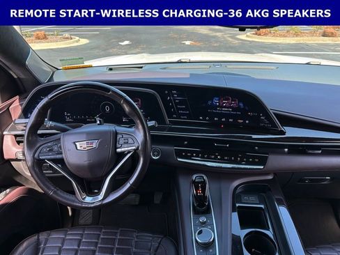 Used 2022 Cadillac Escalade ESV Sport Platinum image 16