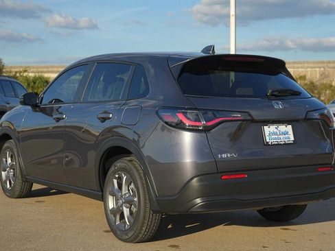 New 2026 Honda HR-V LX image 4