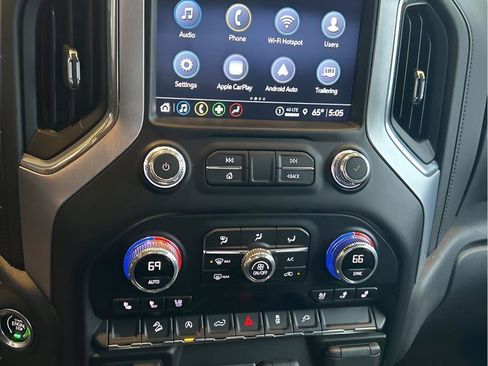 Used 2021 GMC Sierra 1500 SLT image 13