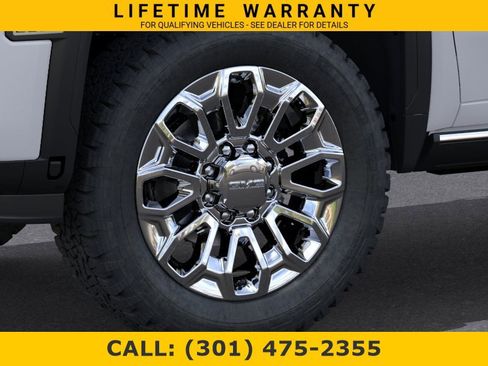 New 2026 GMC Sierra 2500 Denali w/ Denali Reserve Package AWD/4WD image 9
