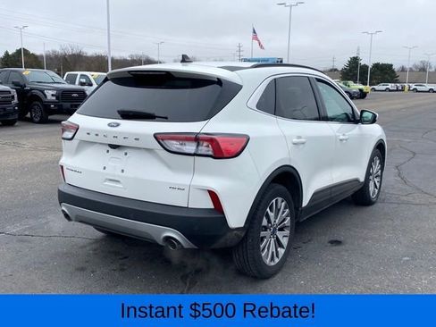 Used 2022 Ford Escape Titanium image 3