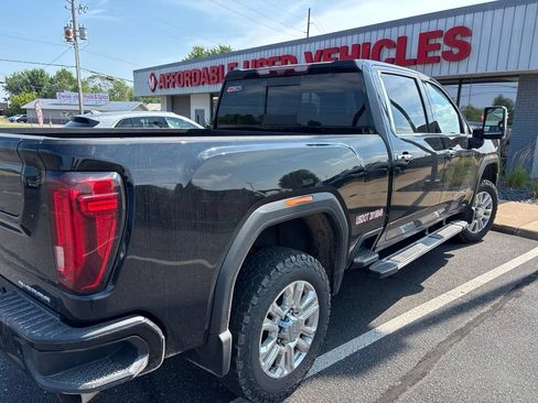 Certified 2021 GMC Sierra 2500 Denali w/ Denali Ultimate Package AWD/4WD image 4