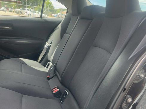 Used 2020 Toyota Corolla LE FWD image 33