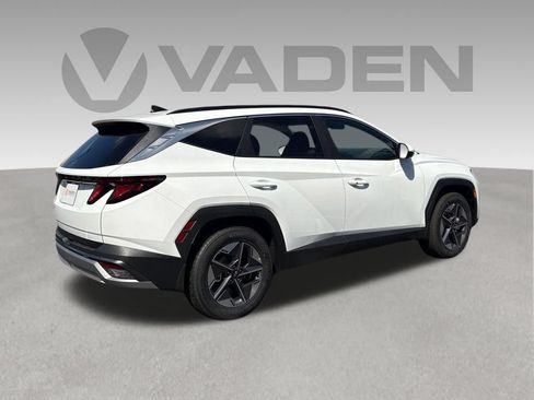 New 2026 Hyundai Tucson SEL FWD image 16