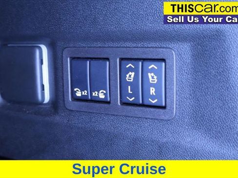 Used 2024 Chevrolet Tahoe High Country w/ Advanced Technology Package AWD/4WD image 37