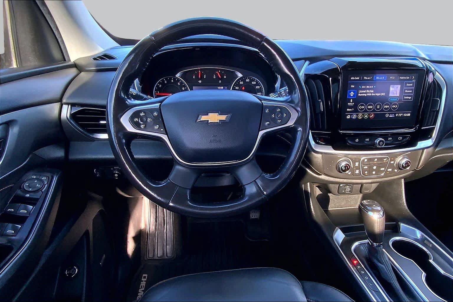 Used 2020 Chevrolet Traverse LT w/ LT Premium Package FWD image 5