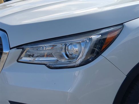 Certified 2022 Subaru Ascent Premium w/ Convenience Package image 7