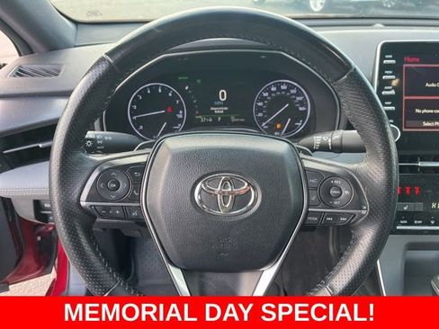 Used 2019 Toyota Avalon XSE w/ All Weather Liner Package FWD image 19